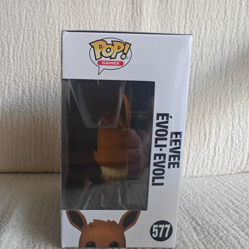 Funko Pop Pokemon Eevee 577 with protector new