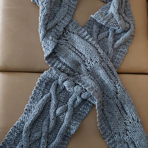 2 Unisex Grey Wool Knit Scarves, Used, Large Size