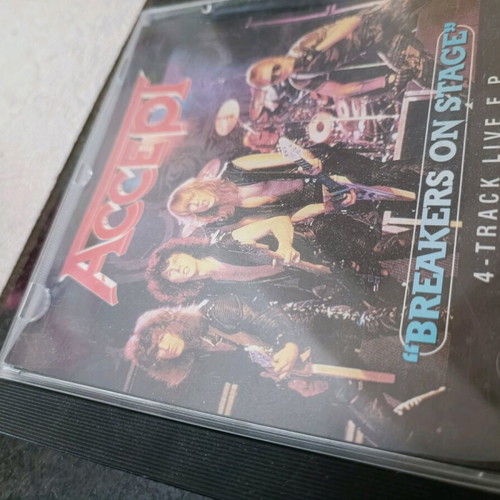 Accept Breakers On Stage CD used