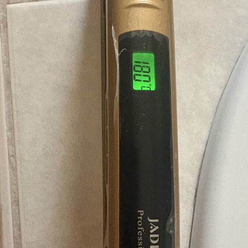 Jade Empress Hair Straightener like new, ceramic plates, professional