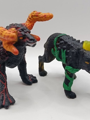 Schleich Eldrador figures like new
