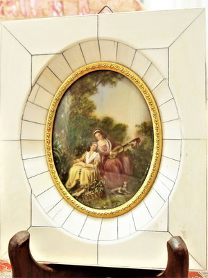 Romantic Moments oil on porcelain used, Fragonard school with frame