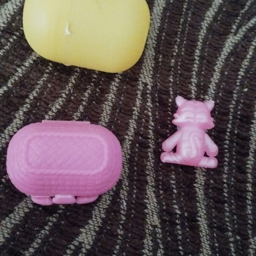 Kinder Surprise Cat used with basket