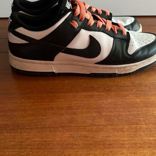 Nike Dunk Low Panda sneakers used, size 42, black and white