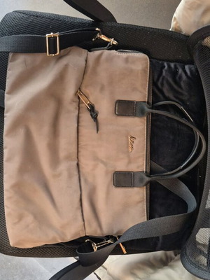 Kem crossbody bag for laptop like new, beige