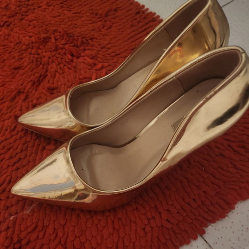 Gold Pumps Size 41 New