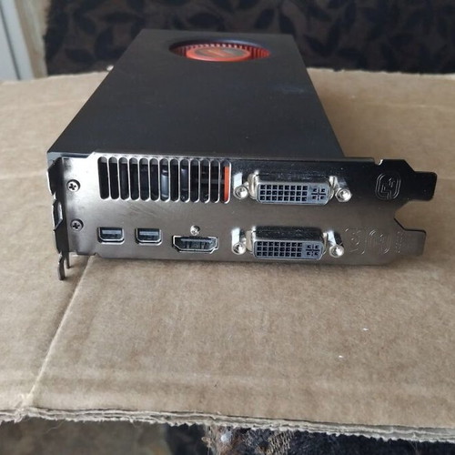 AMD Radeon HD 6850 graphics card like new, 1024MB GDDR5 PCI-E