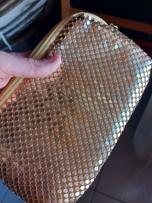 Small gold purse bag new with zipper
