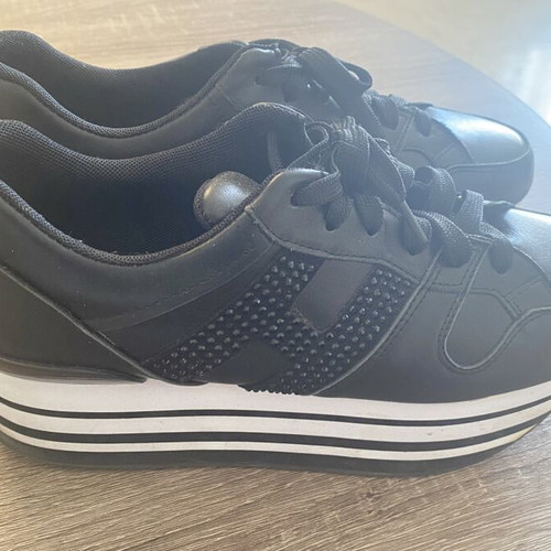 Hogan platform shoes size 40 like new, black and white
