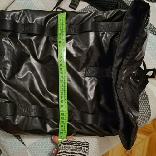 Rains backpack like new, black