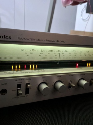 Technics SA-303L ραδιοενισχυτής μεταχειρισμένος σε πολύ καλή κατάσταση