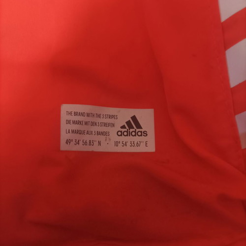 Adidas backpack slightly used, 30 L waterproof bag