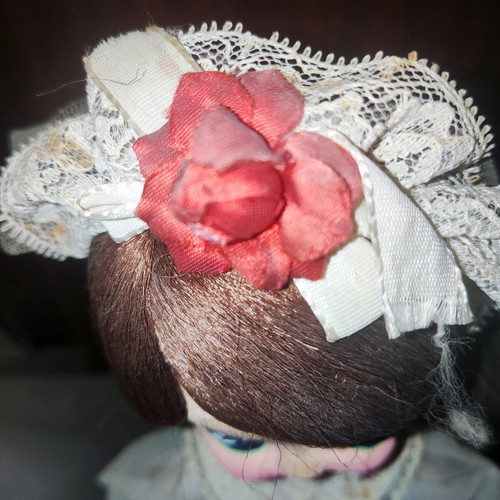Vintage Sakura music dolls 70s used, bride wind-up music box