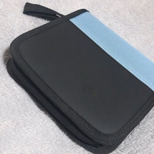 Urban CD case 28 slots like new with reinforced zipper