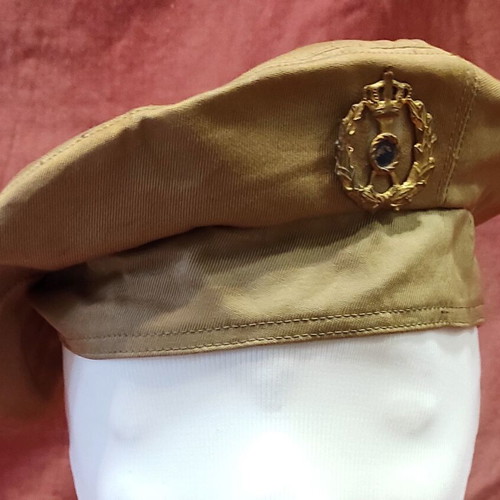 RARE BRITISH TYPE WWII SUMMER BERET in excellent condition (120 euros).
