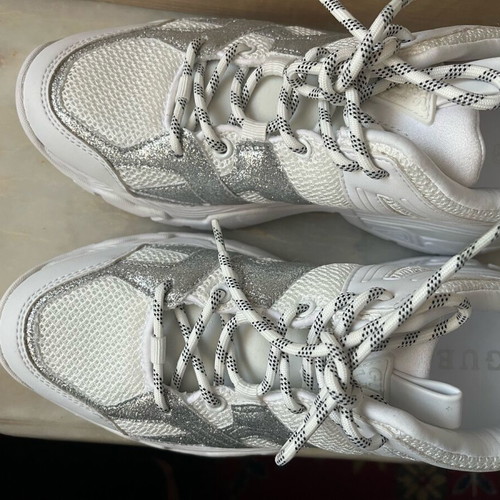 Guess women's white sneakers new with box