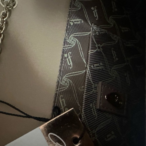 Axel bag new with marble effect and chain strap