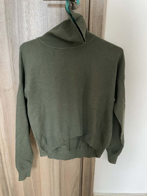 Susy Mix turtleneck khaki knitted sweater like new