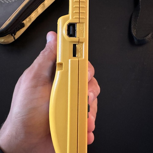 Game Boy Color original yellow with case