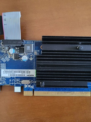 Sapphire HD 6450 2GB DDR3 Graphics Card like new PCI-E HDMI/DVI-D/VGA