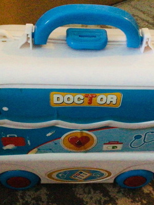 Doctor's kit used with 8 accessories