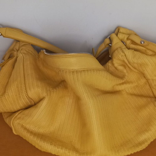 Tosca Blu large leather shoulder bag like new, yellow