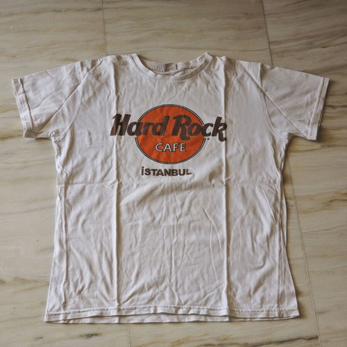 Hard Rock Cafe Istanbul T-shirt size M like new, white