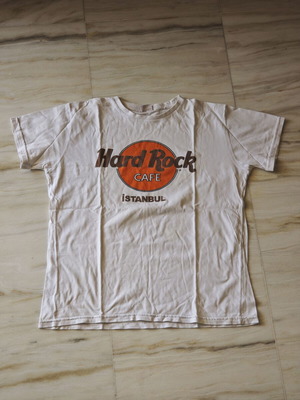 Hard Rock Cafe Istanbul T-shirt size M like new, white