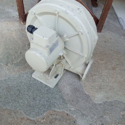 Three-phase blower 0.075 kW used, 230/400V, Germany