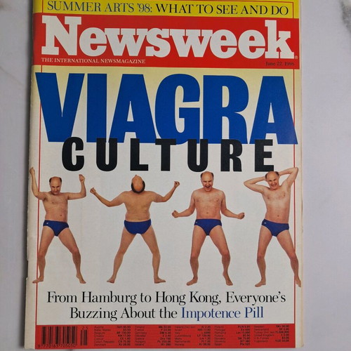 Newsweek collection like new, pack of 27 old magazines