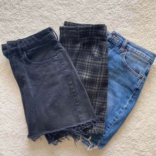 Skirts 3 short like new, Zara and Pull and Bear
