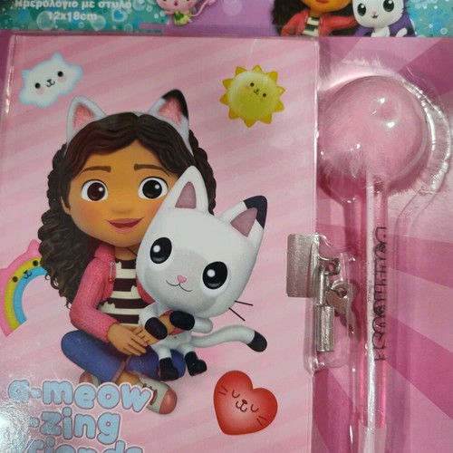 Pink diary new with cat design, lock and pen