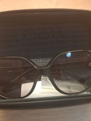 DKNY sunglasses new, authentic black