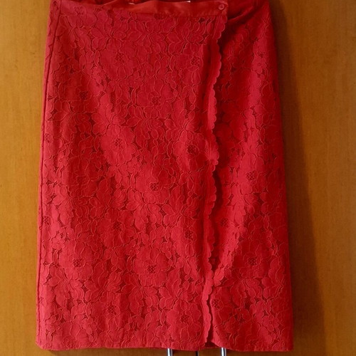 Red floral lace midi skirt H&M like new, size EUR 40