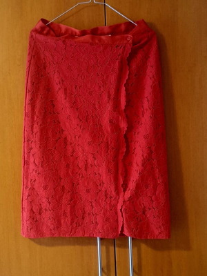 Red floral lace midi skirt H&M like new, size EUR 40