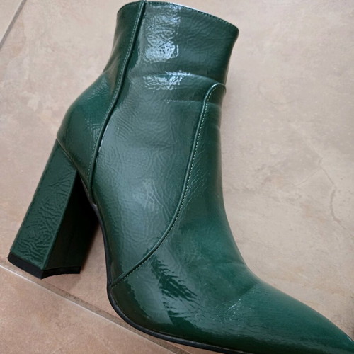 Green patent leather ankle boots like new, size 38