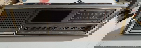 Ραδιόφωνο/ ξυπνητήρι Vintage Clock Radio - Wanda LC 301 R2