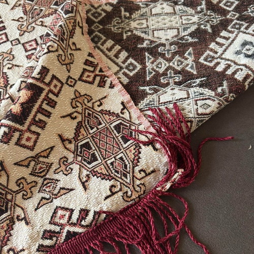 Vintage bedspread single size used, 70s traditional style