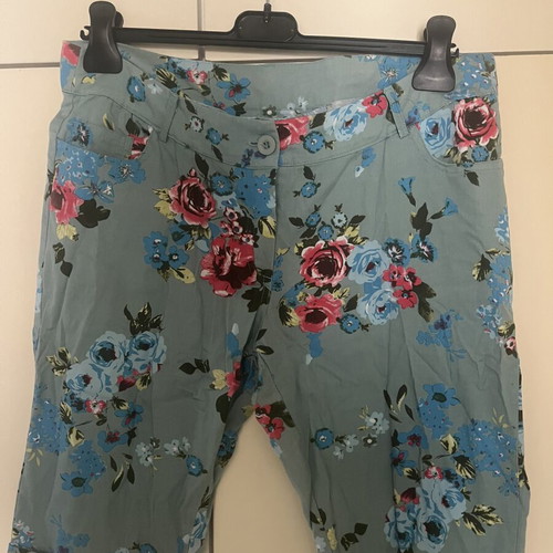 Women's cotton bermuda shorts large mint floral like new
