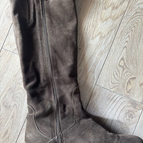 Tommy Hilfiger boots castor color beige used