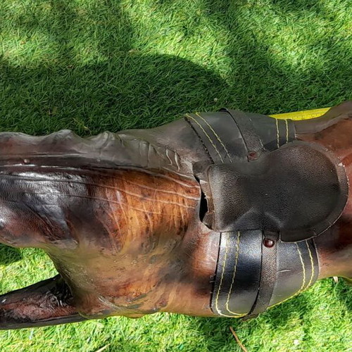 Vintage decorative horse with leather upholstery used, 55x45 cm