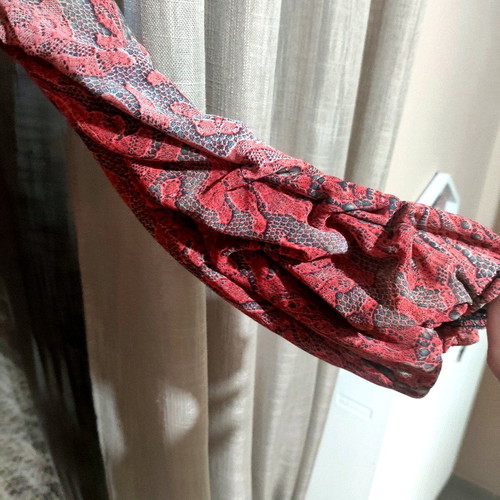 Red wrap dress like new, midi with belt and removable pads