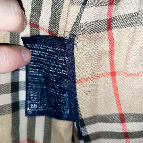 Burberry Harrods trench coat like new, beige