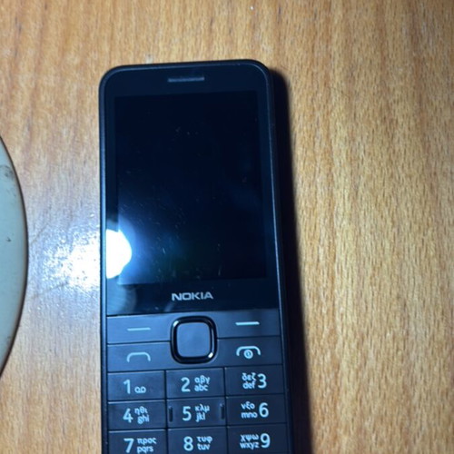 Nokia 215 4G mobile phone new, black, Dual SIM