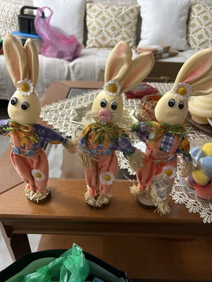 Easter decoration bunnies new