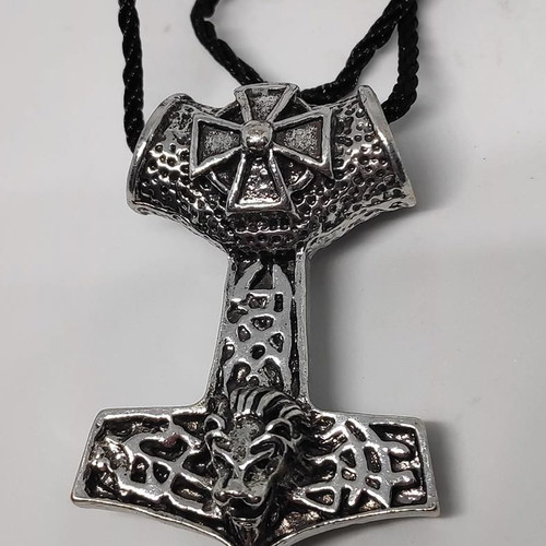Mjolnir Thor's Hammer Pendant with Scandinavian Motifs and Lion, like new