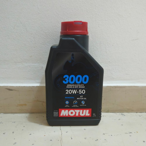 Motul 3000 20W-50 motorcycle oil 1L for four-stroke engines