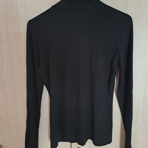 H&M Women's Turtleneck Sweater like new, black, size M