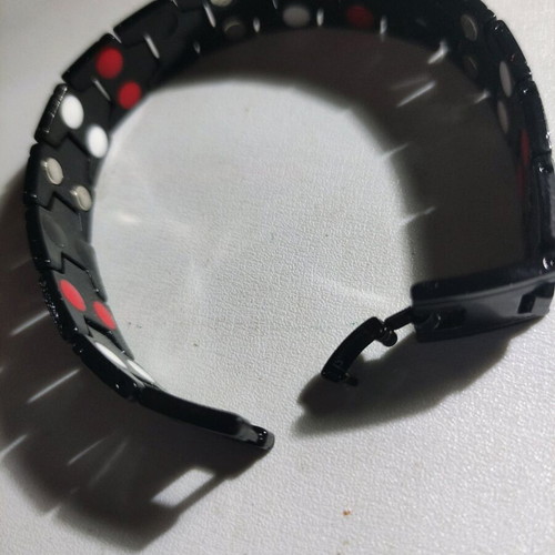 Therapeutic bracelet with magnets new, black