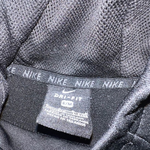 Φούτερ Nike για αγόρι 6 ετών σαν καινούργιο, μαύρο, μέγεθος 116 εκ